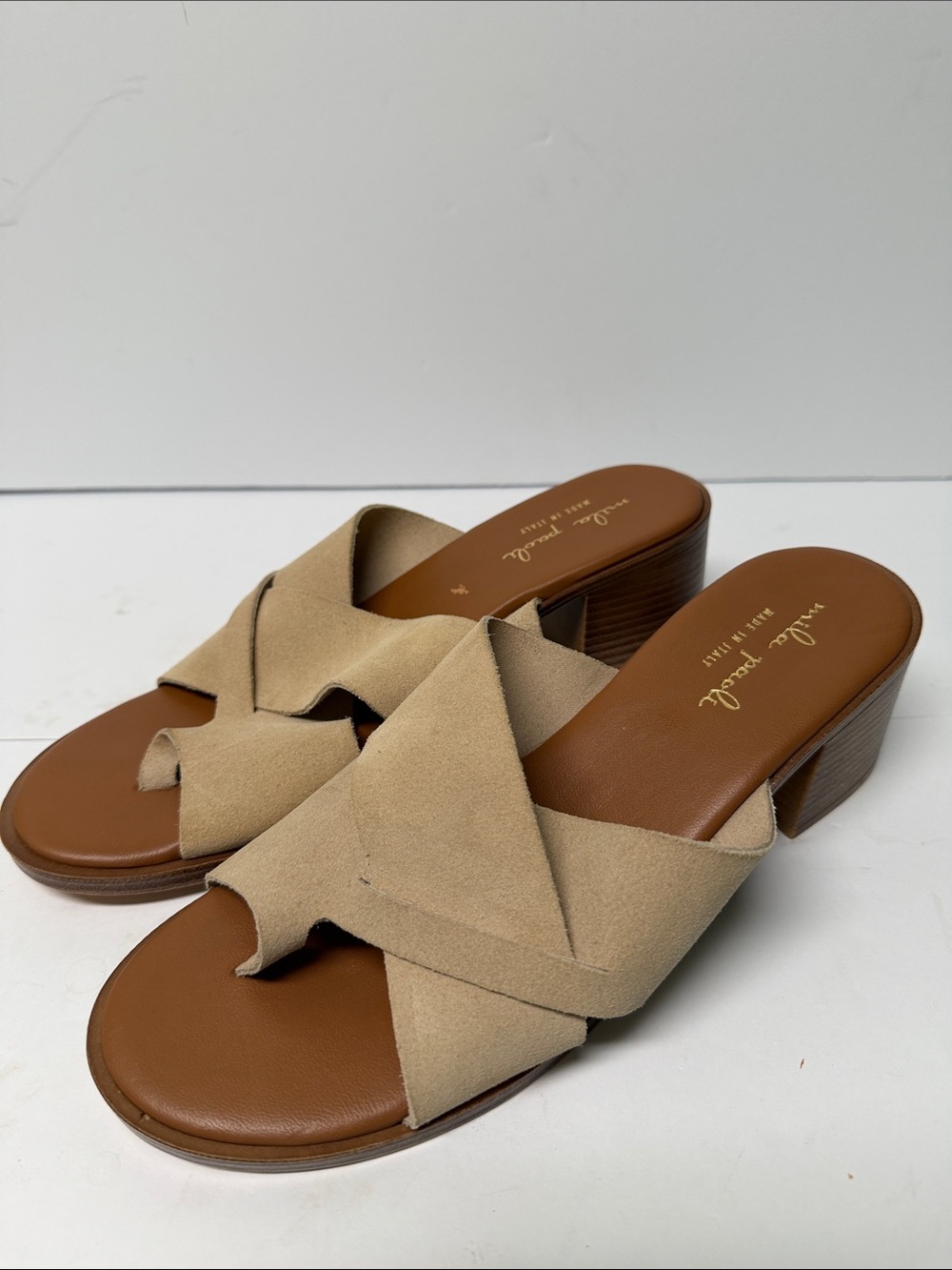 Mila Paoli Tan Suede Crossover Slide Sandals Size 9
